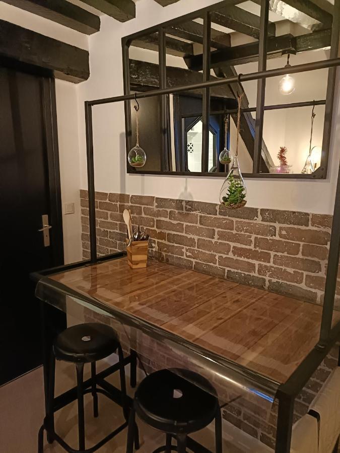 Ferienwohnung Le Coeur Du Centre Historique Refait A Neuf Honfleur Exterior foto